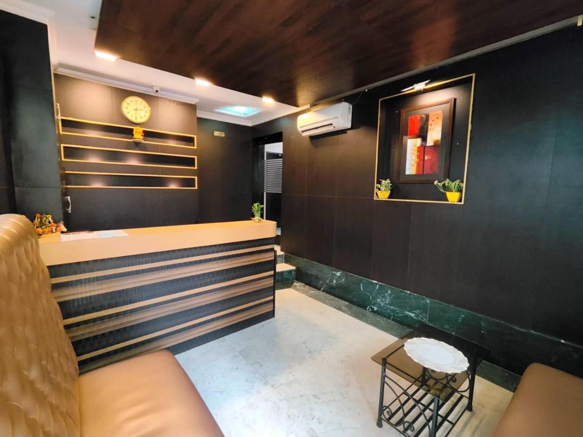 Dover Inn By Bookmerihotel Calcutta Exteriör bild